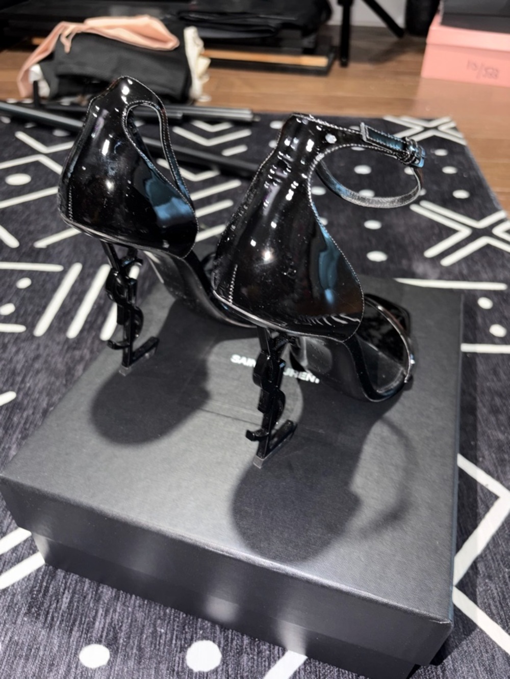 Saint Laurent Opyum Black Patent Leather Sculpted-Logo Heel Sandals - Picture 4 of 6